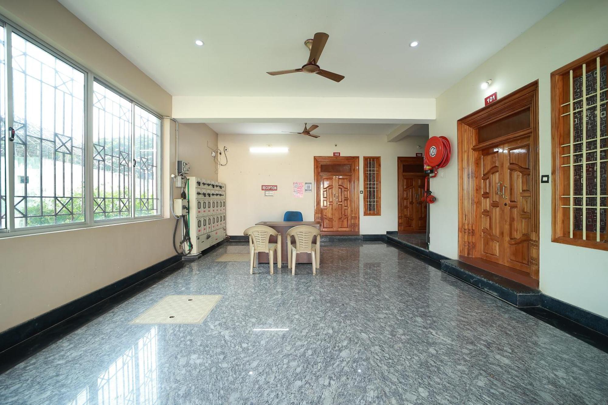 Ferienwohnung Royal Castle Residency Puducherry Exterior foto