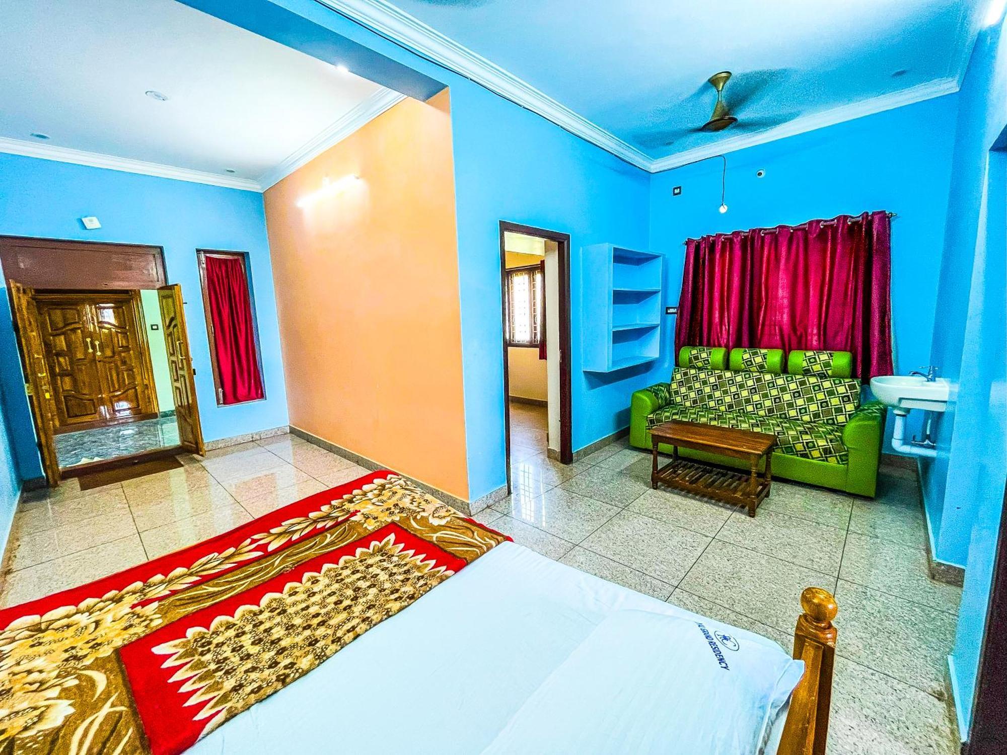 Ferienwohnung Royal Castle Residency Puducherry Exterior foto